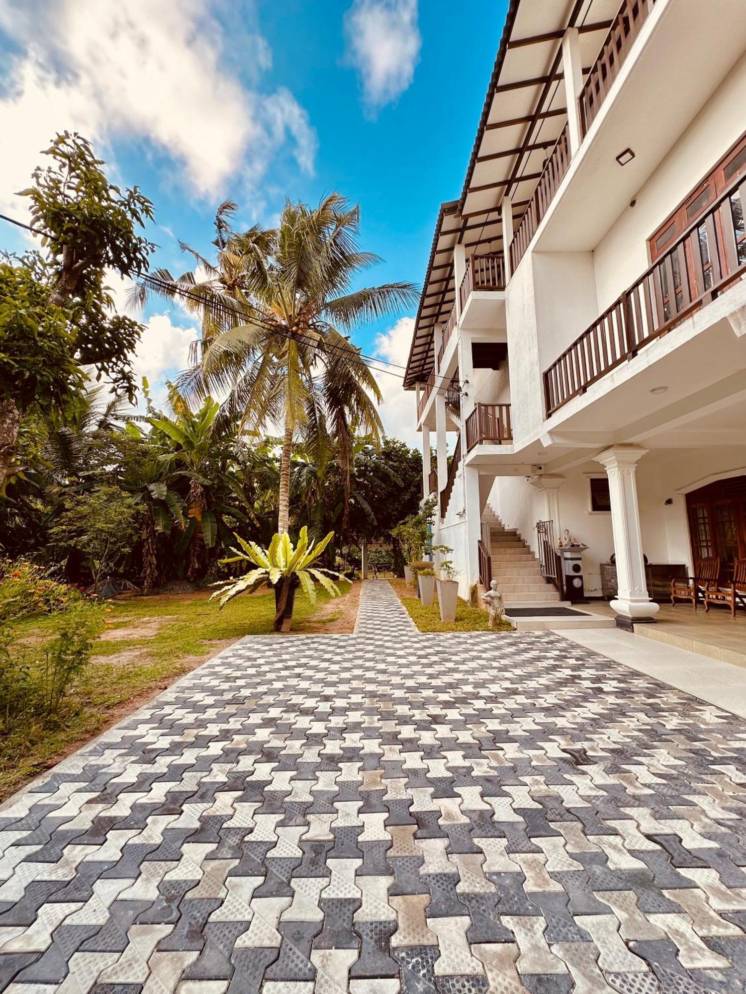 Riverwood Villa Weligama Exterior photo
